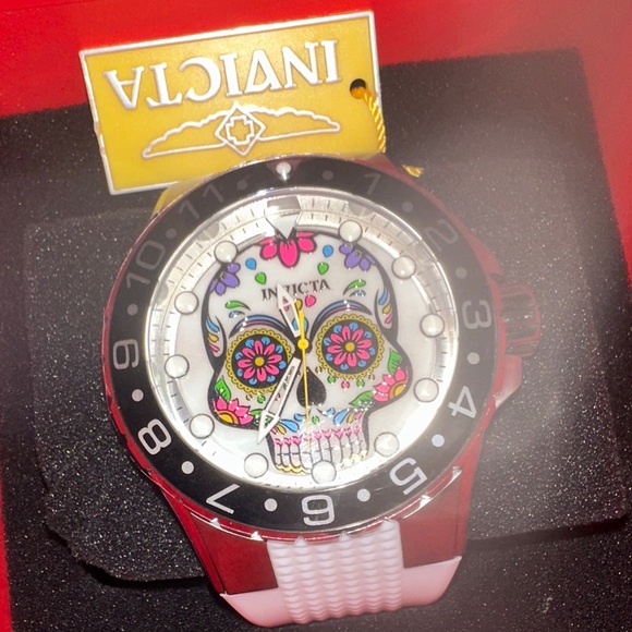Invicta Multicolor Skull mother of pearl Dial Watch